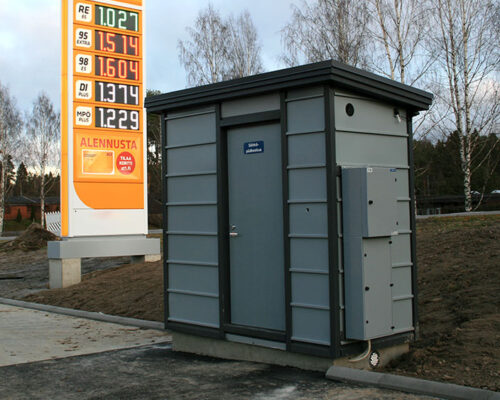 Laitesuoja polttoainejakelimolle